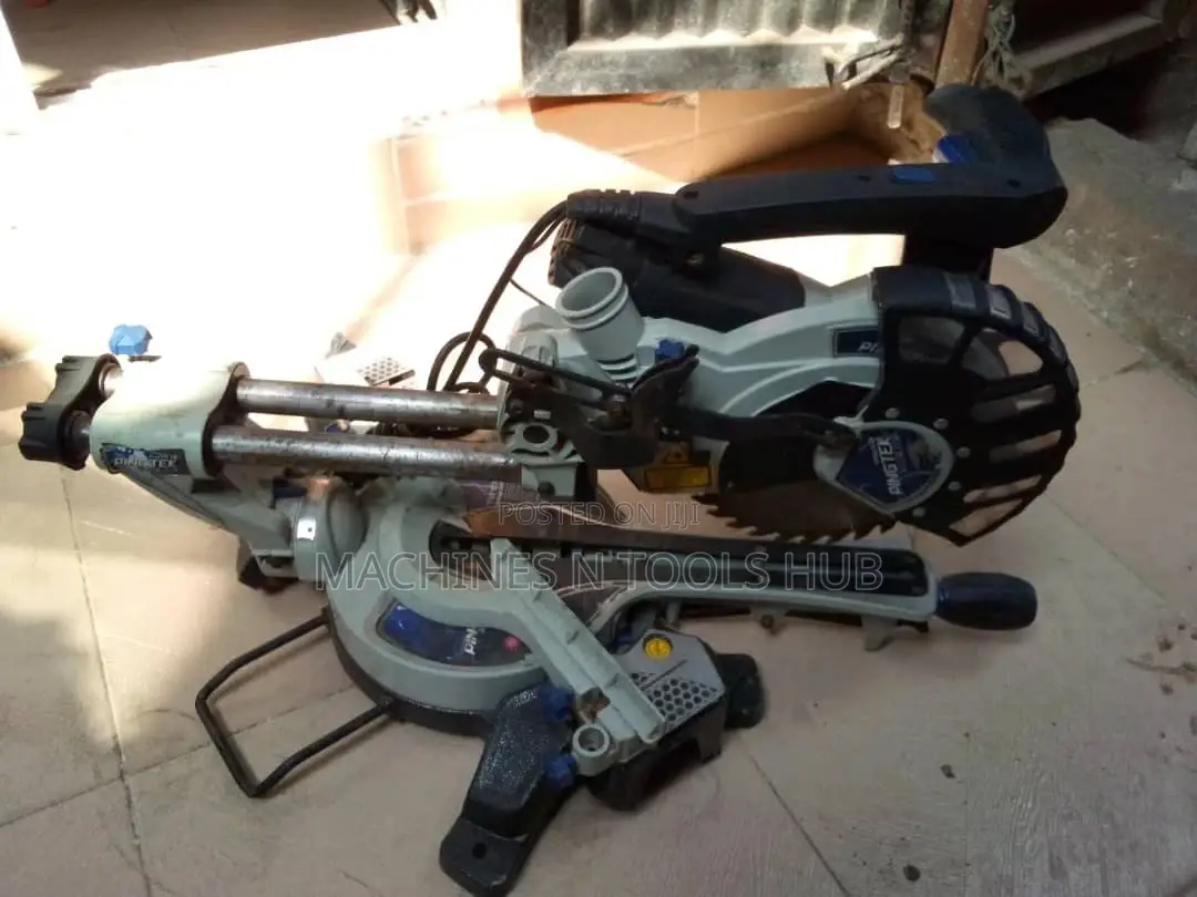 Mitre Saw.