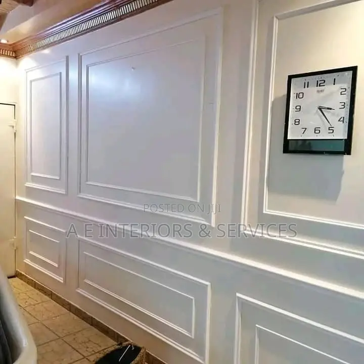 Pop Ceiling and Wall Console Interior Design