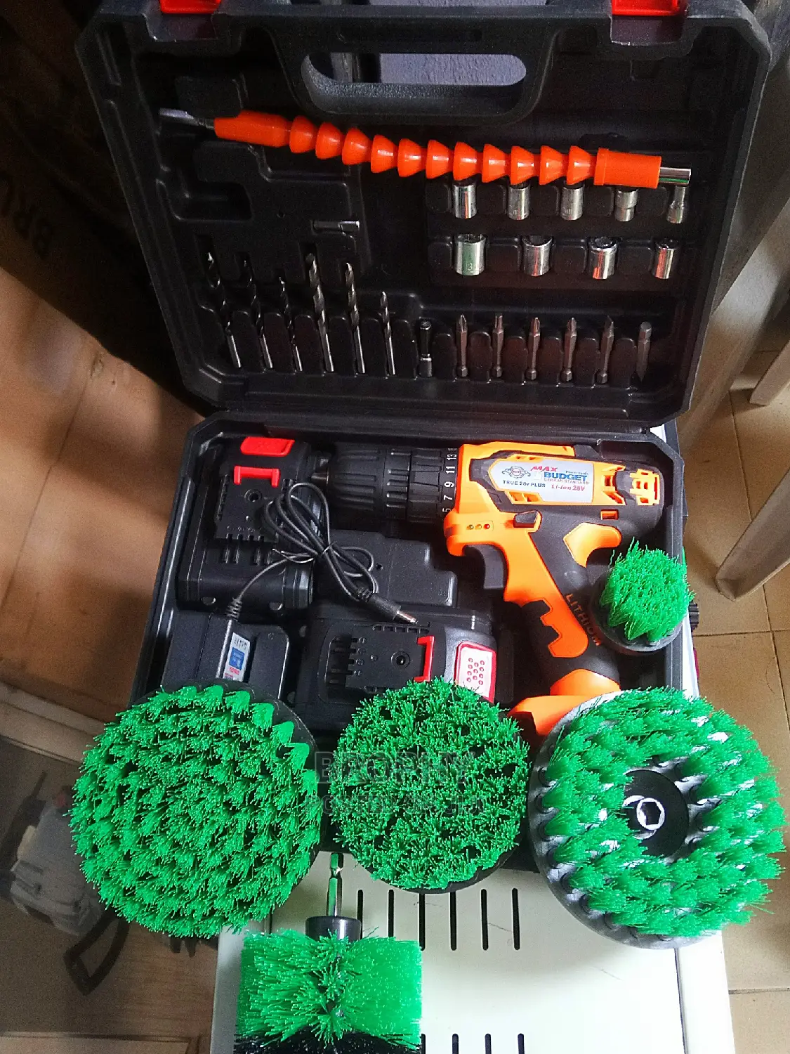 Cordless Drilling Scrubbing Machine