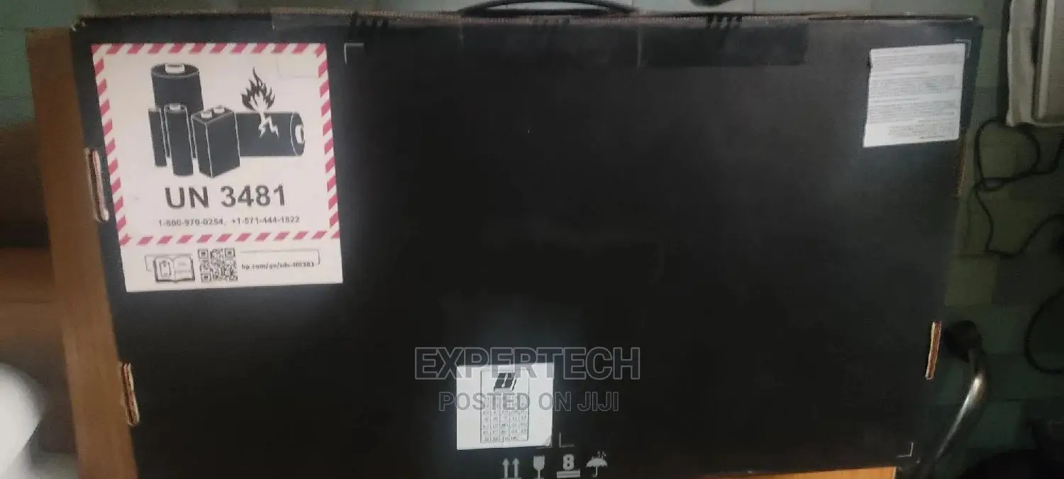 New Laptop HP Envy 13 8GB Intel Core i5 SSD 512GB