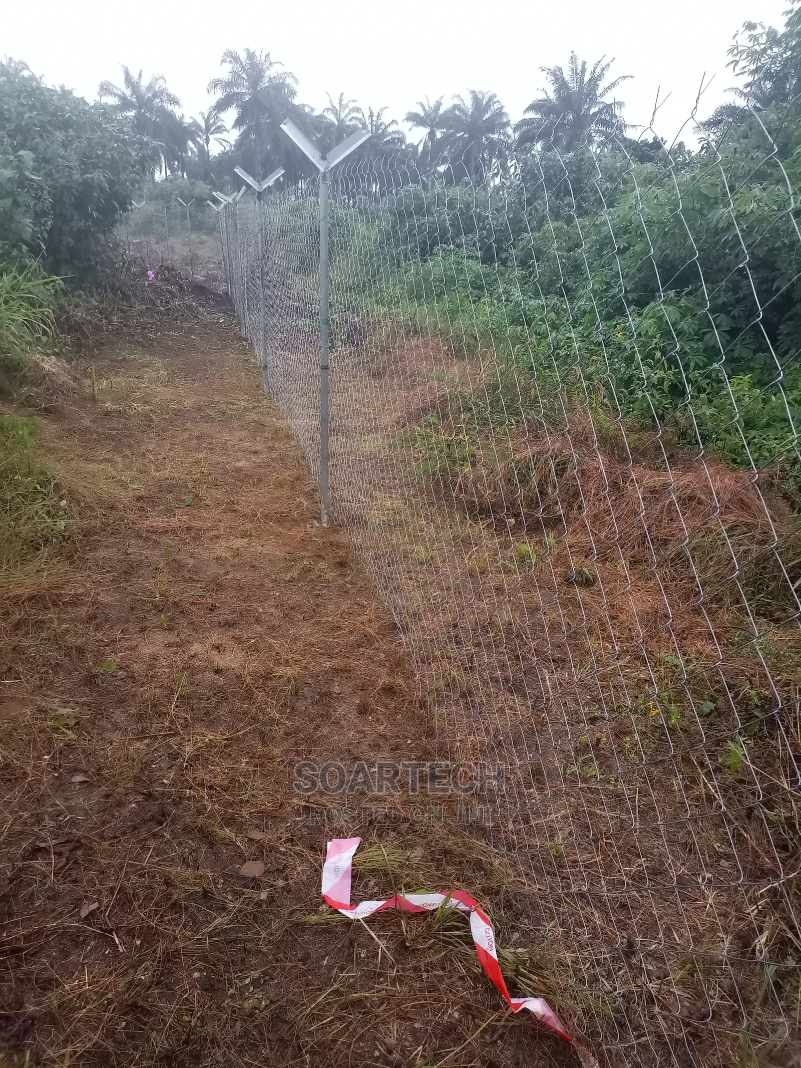 Barb Wire And Chain Link Fencing