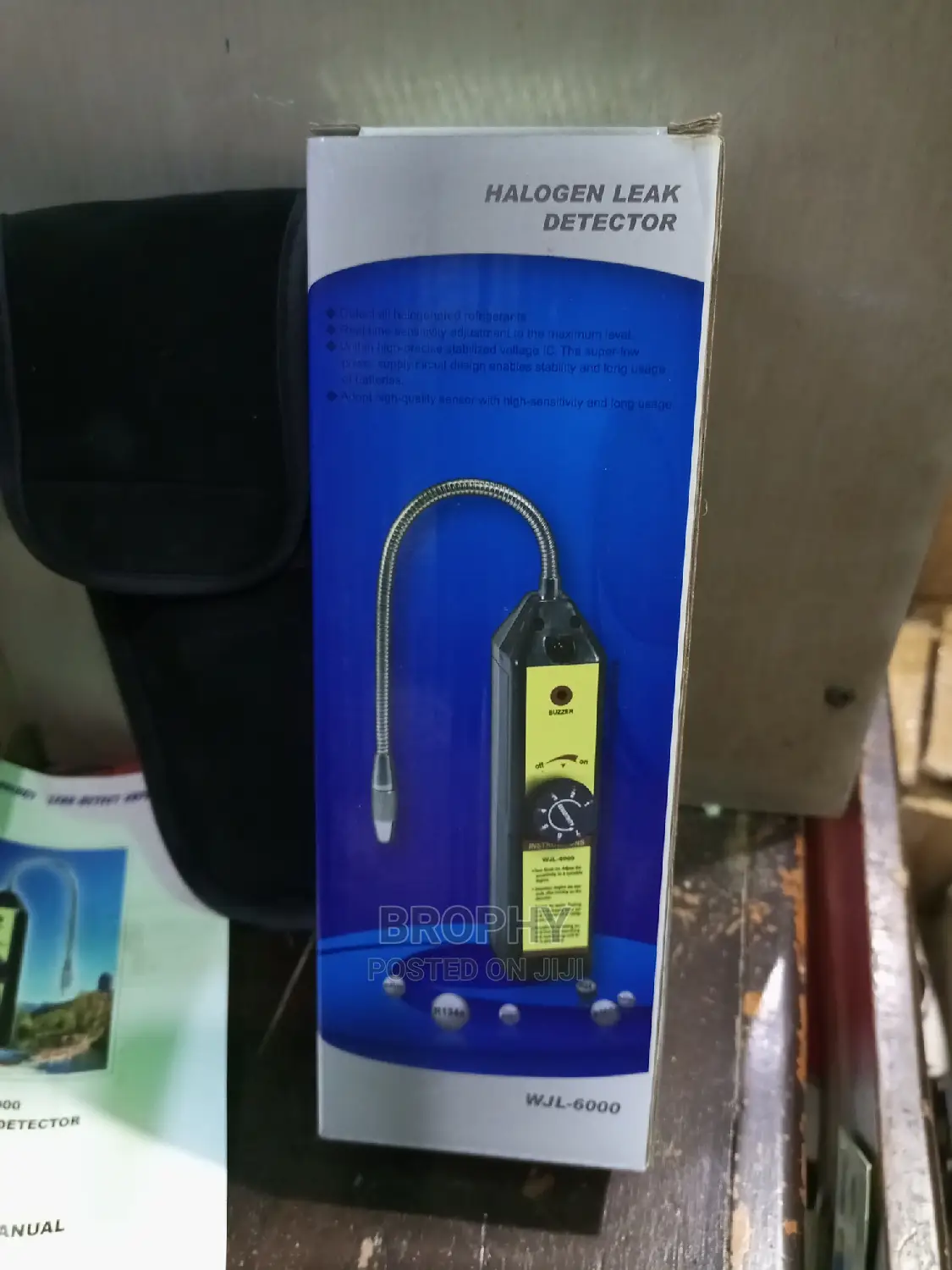 Halogen Leak Detector