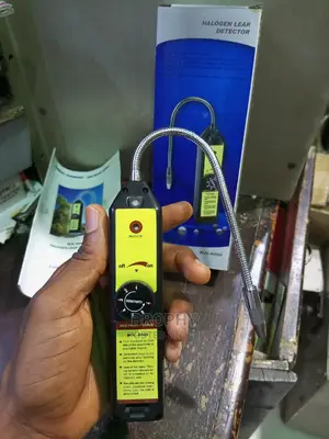 Halogen Leak Detector