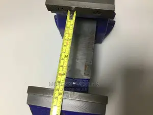 RECORD No 3 Engineers Bench Vice.