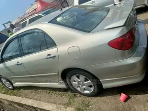 Toyota Corolla 2004 Silver
