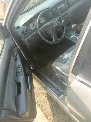 Toyota Corolla 2004 Silver