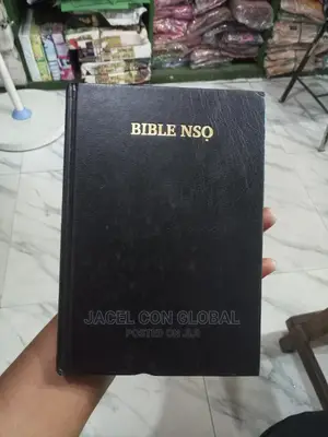 Bible Nso . . .Igbo Complete Bible (Medium Size)