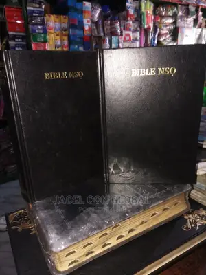 Bible Nso . . .Igbo Complete Bible (Medium Size)