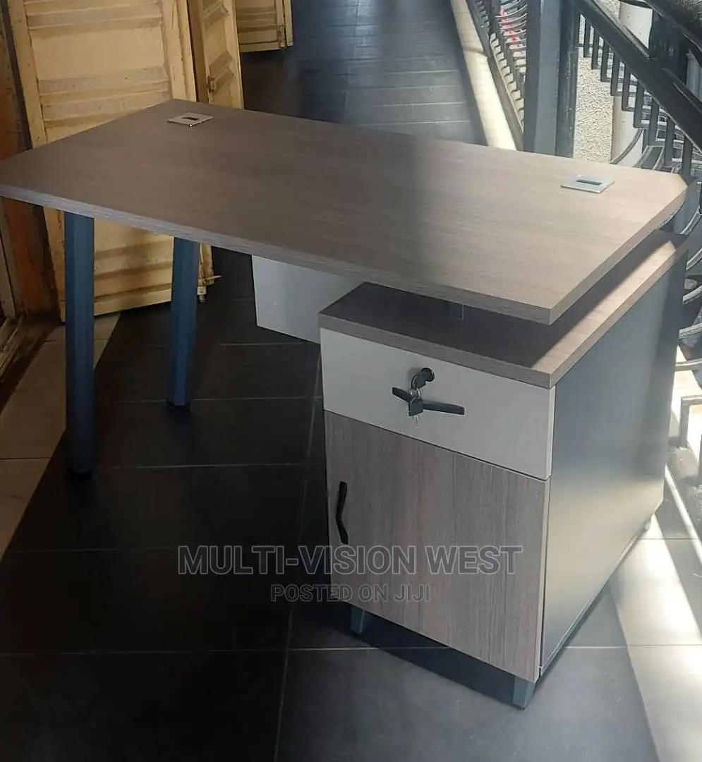 High Class Office Table