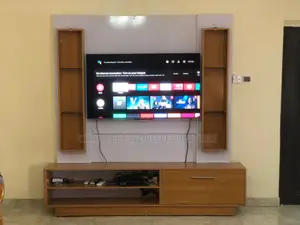 T.V Cnsole