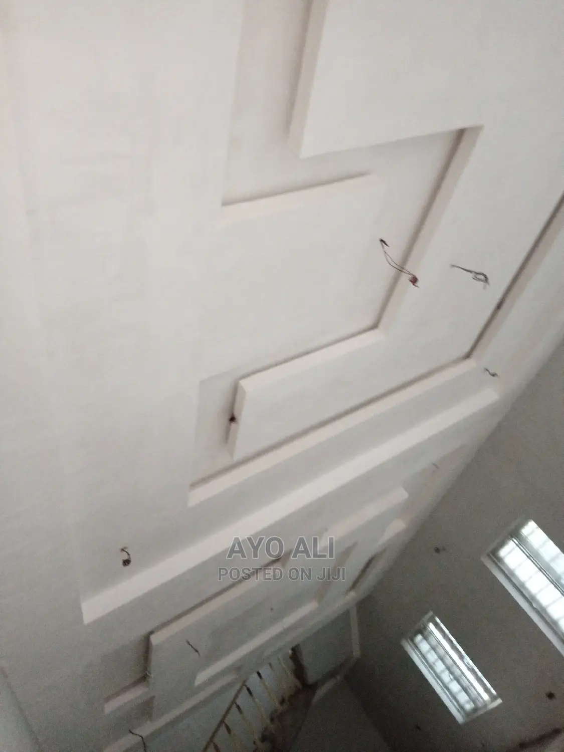 Pop Ceiling Design and Screeding