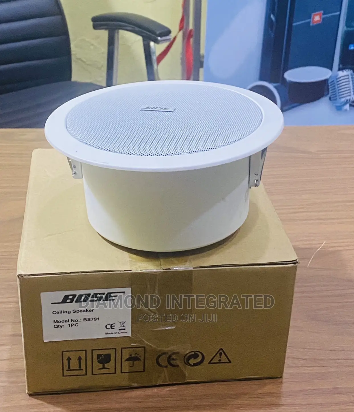 Bose 200 Watts Ceiling Speaker