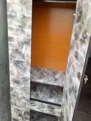 Solid Wooden Wardrobe 32/Inches by 6