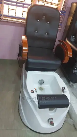Brand New Spa Pedicure Luxury Vibrating Chair