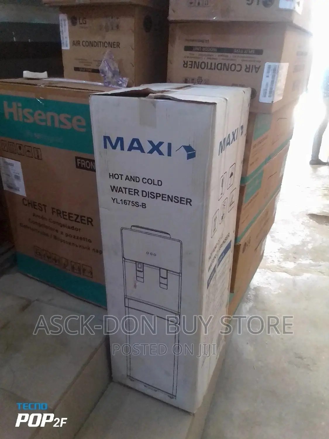 Maxi Hot And Cold Water Dispenser With Fridge.