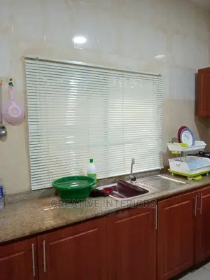 Quality 25mm Vernetian Adjustable Window Blinds.