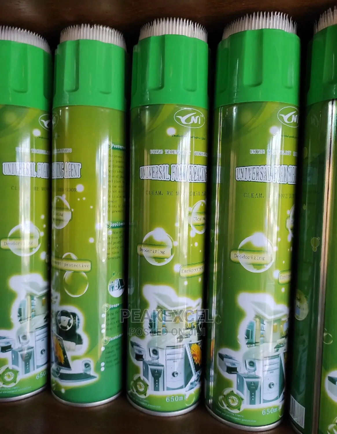 Foaming Fluid Surface Cleaner