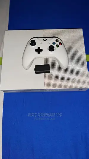 Microsoft Xbox One S