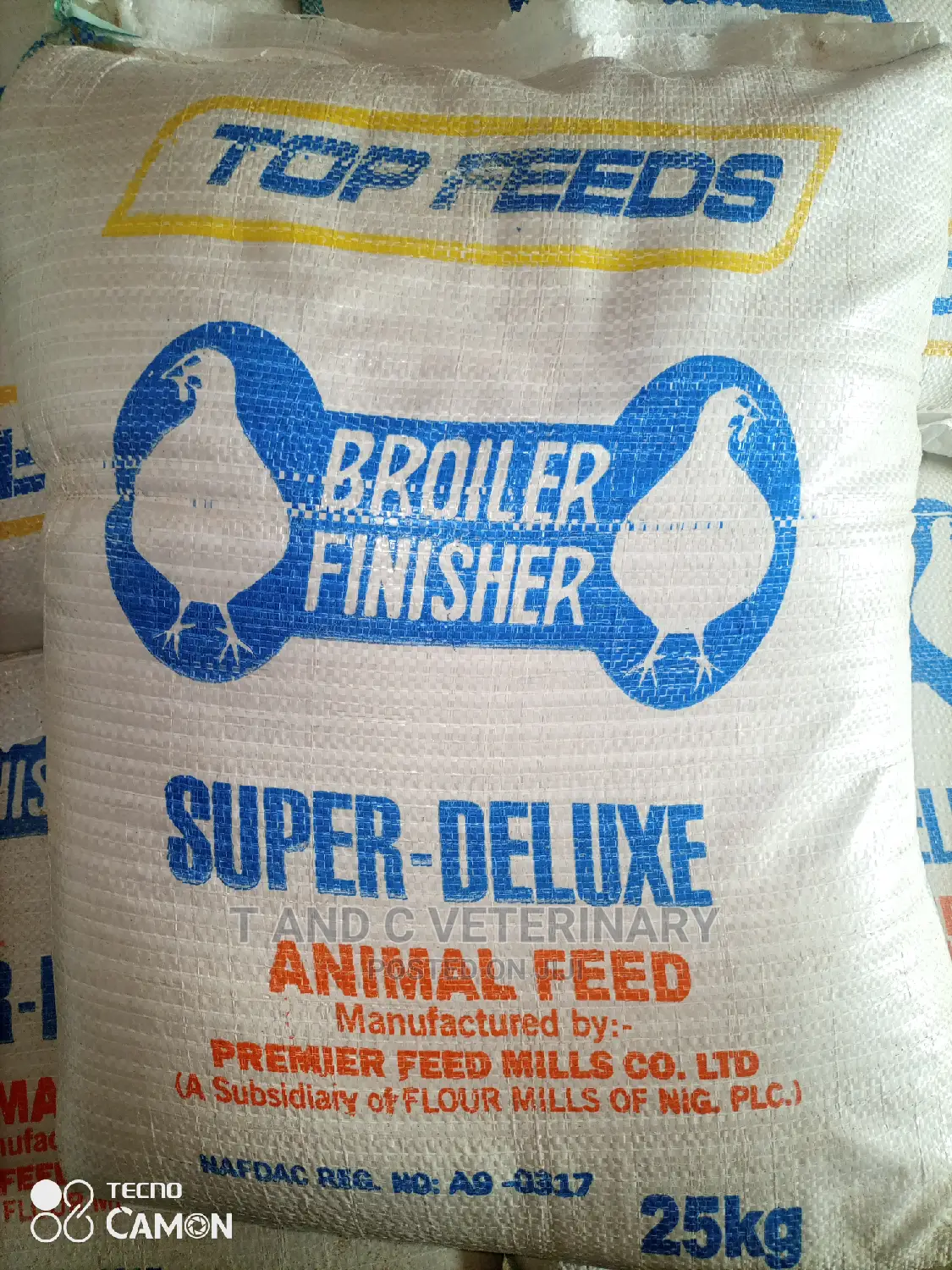 Topfeed Broiler Finisher Poultry Chicken Feed 25kg - T And C Veterinary ...