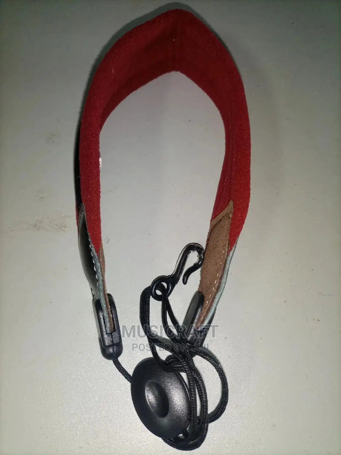 Cb - Red Saxophone Strap