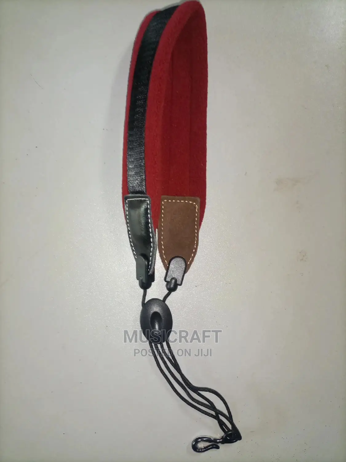 Cb - Red Saxophone Strap