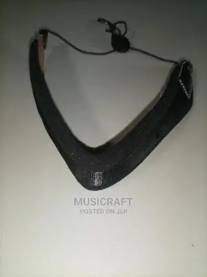 Photo - Cb - Black Saxophone Strap