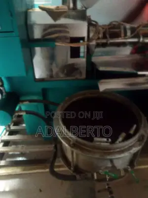 800kg/Hour Oil Extractor