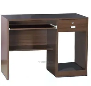 3 Half Fit Computer Table