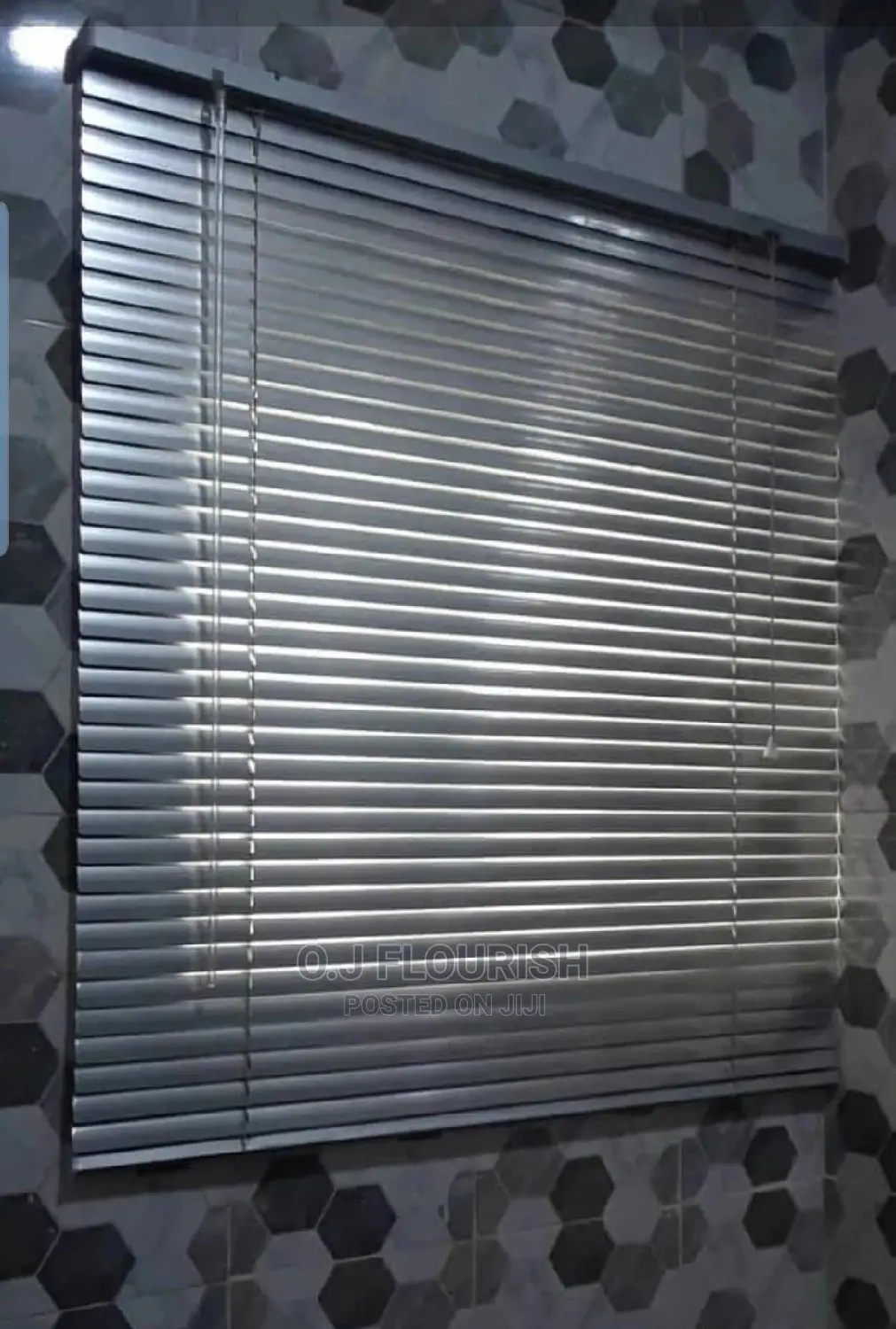 25mn Venetian Window Blinds