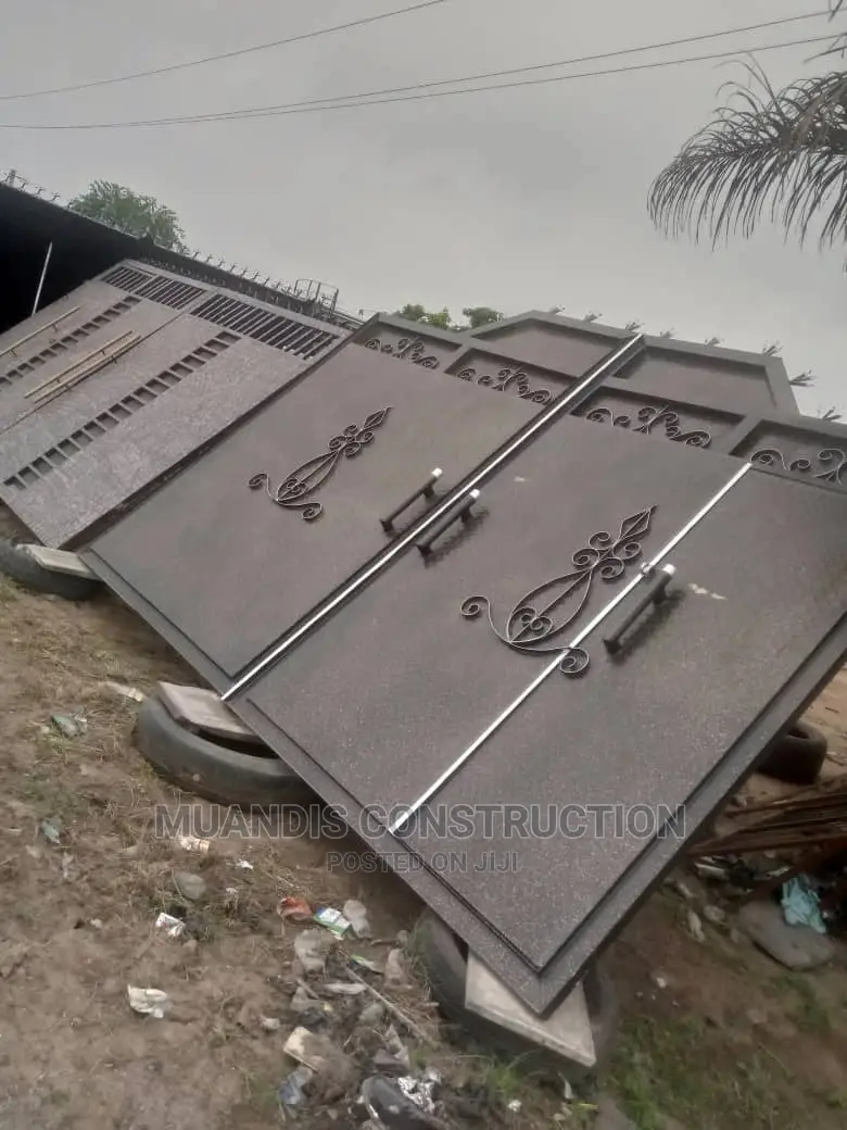 Strong and Cheap Gates