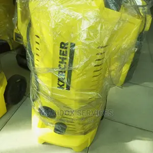 Full Control Karcher Pressure Wash.