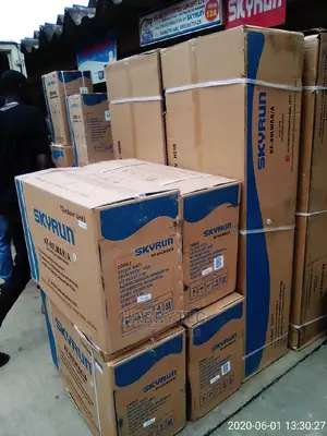 Skyrun Standing Aircon 2:5hp With Kits