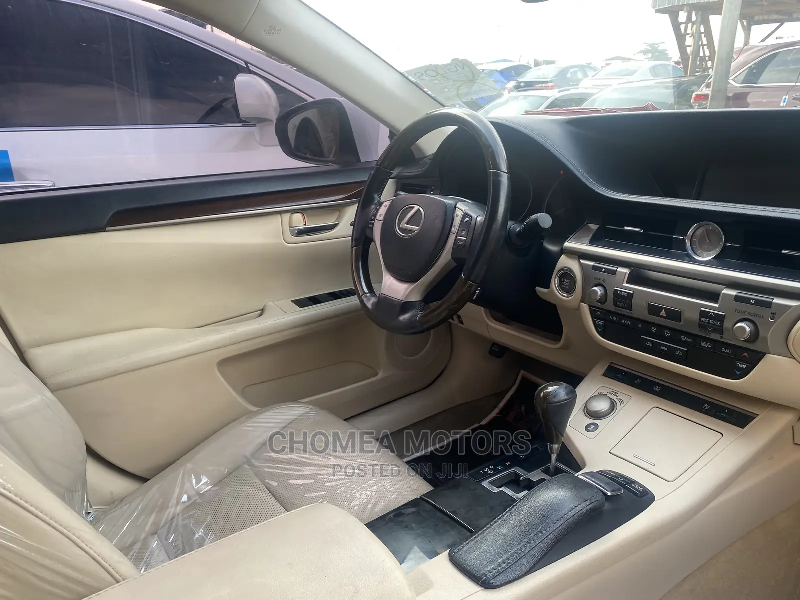 Lexus ES 2015 White