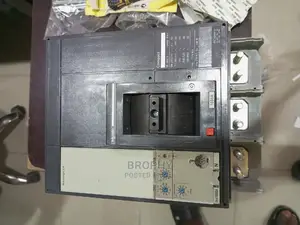1600a Three Pole Circuit Breaker