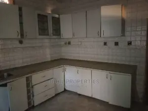 6bdrm Duplex in Garki 1 for sale