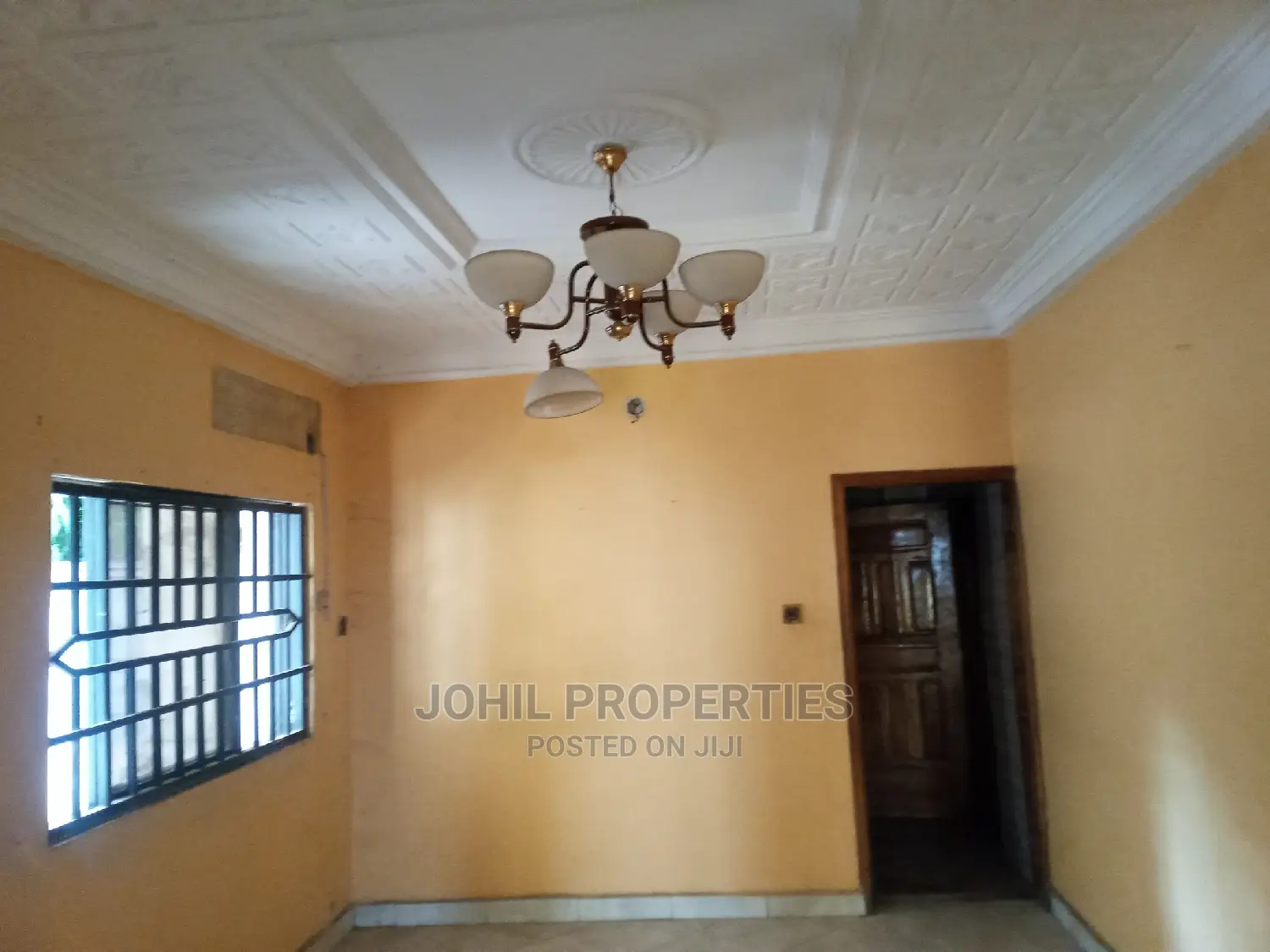 6bdrm Duplex in Garki 1 for sale
