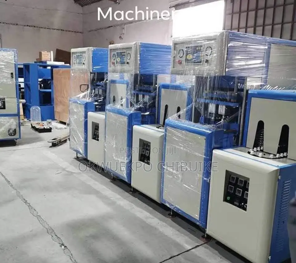 Bottle Blowing Machine