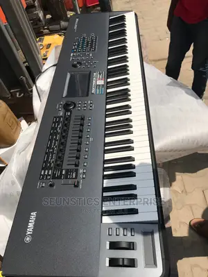 Yamaha Montage 8 Keyboard