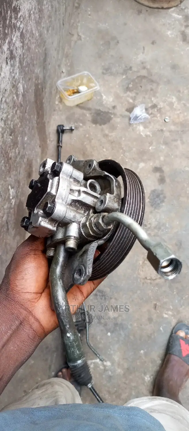 Power Steering Pump Mazda Mpv 2003