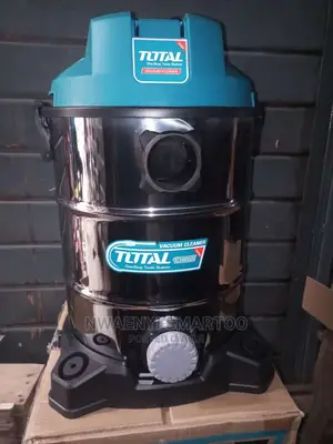 30l Total Vaccum Cleaner