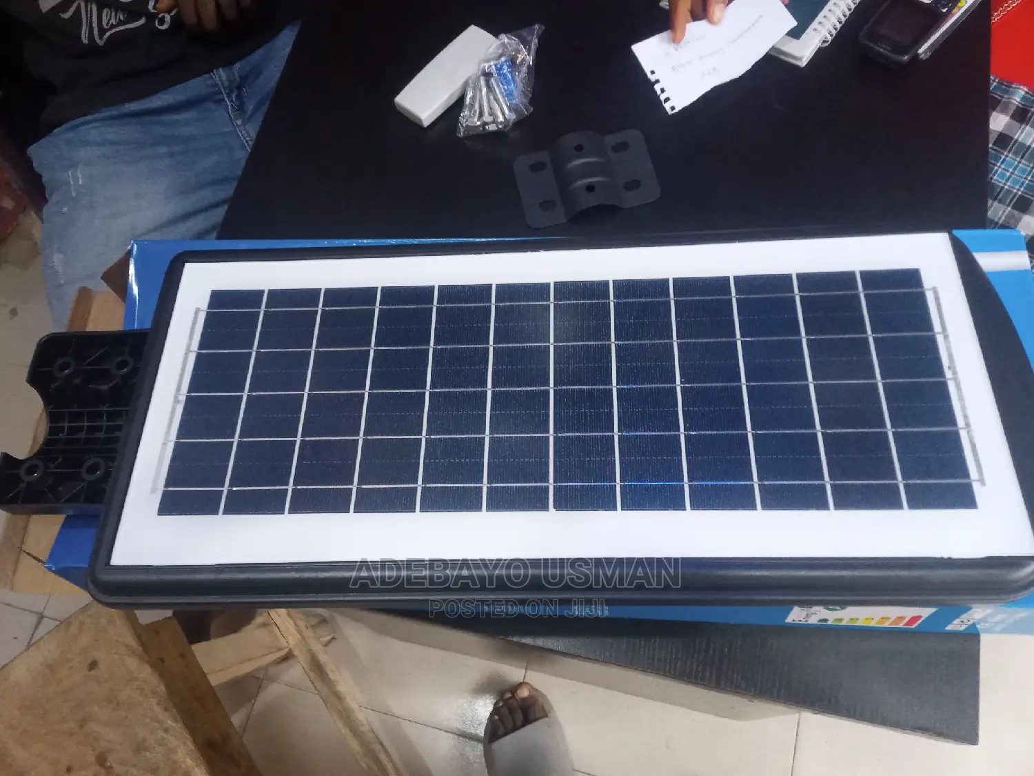 90 Watts Solar Street Light