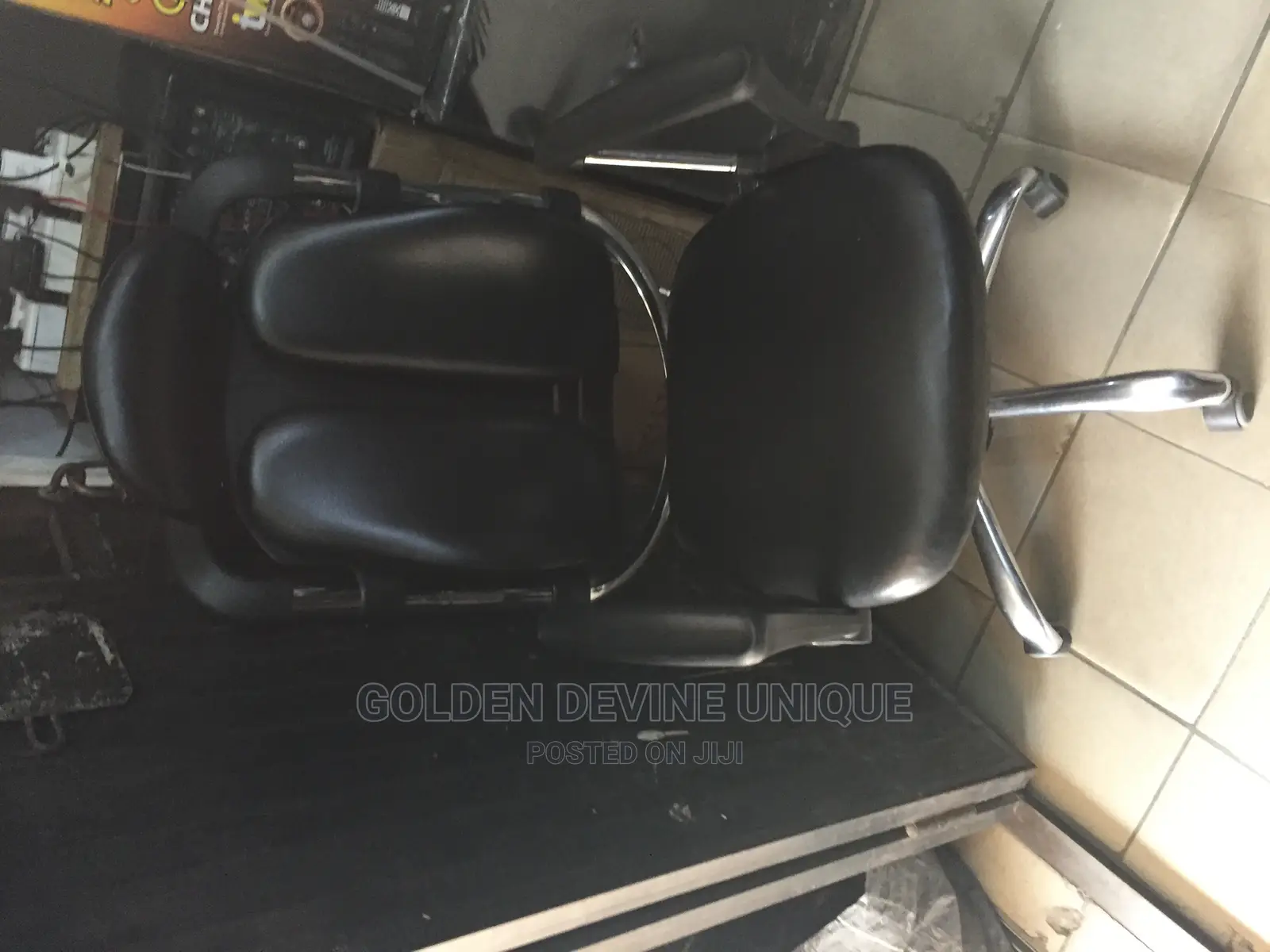 Kidney Chair Set
