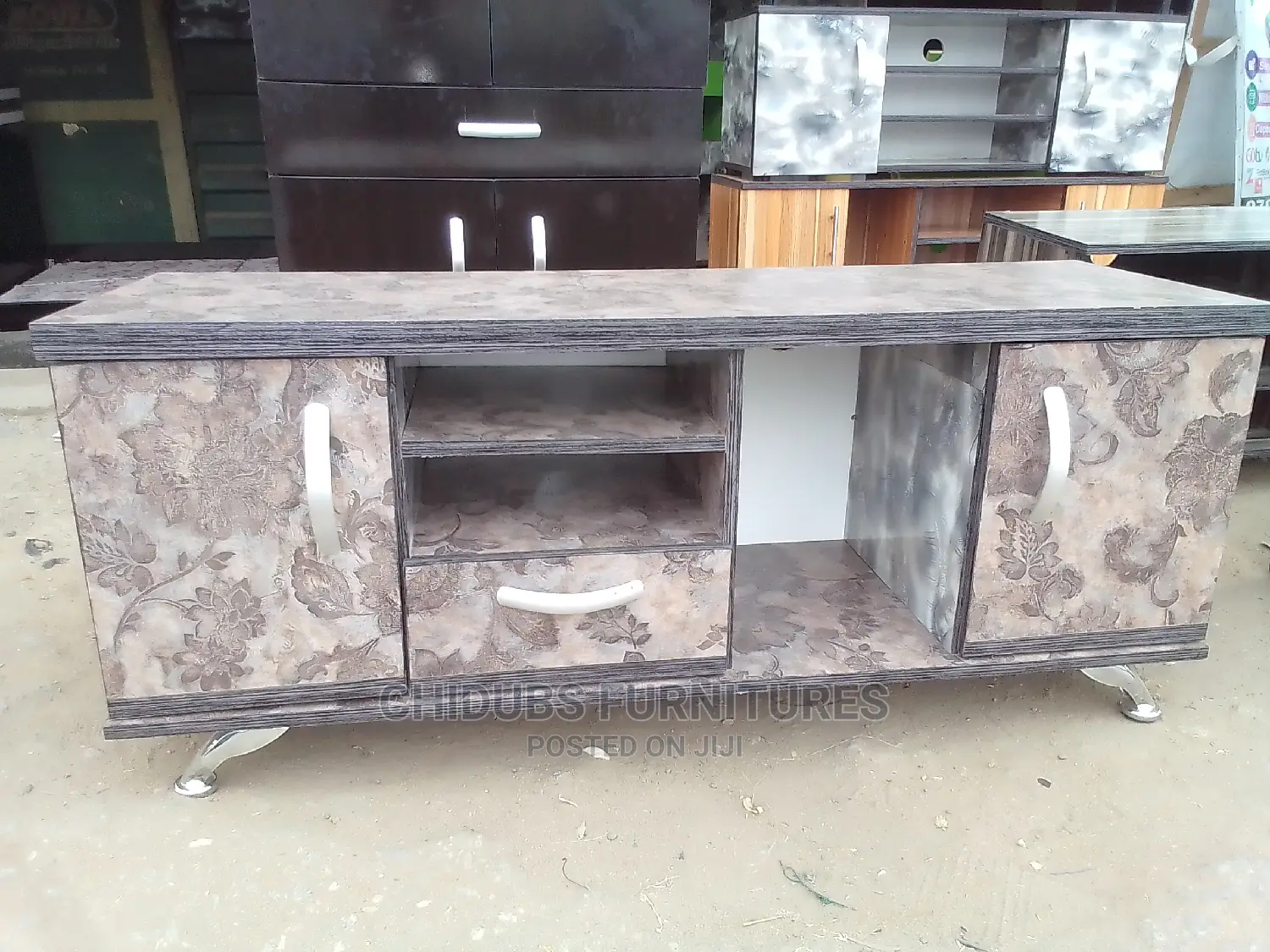 Quality 4ft TV Stand