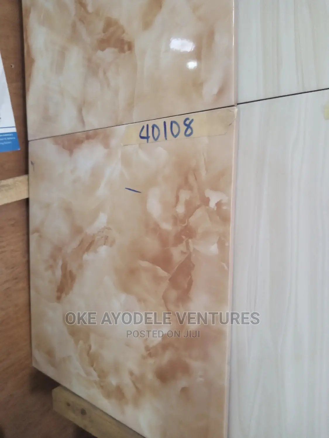 40/40 Goodwill Glazed Tiles