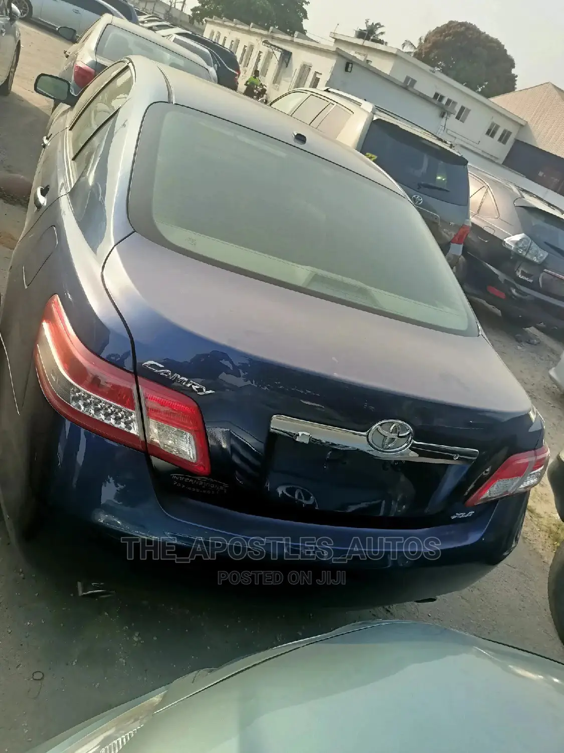 Toyota Camry 2011 Blue