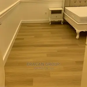 German Wood Laminate Floor. Free Underlay