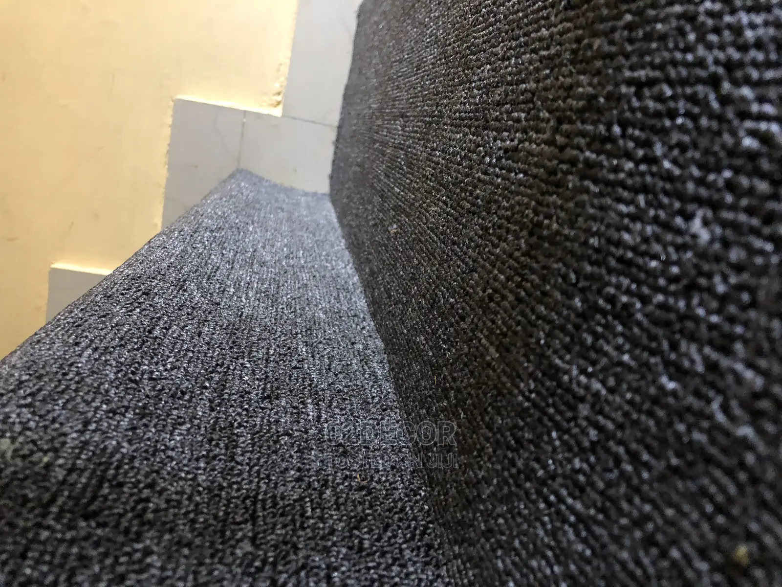 Plain Smooth Grey Rugs for Staircase