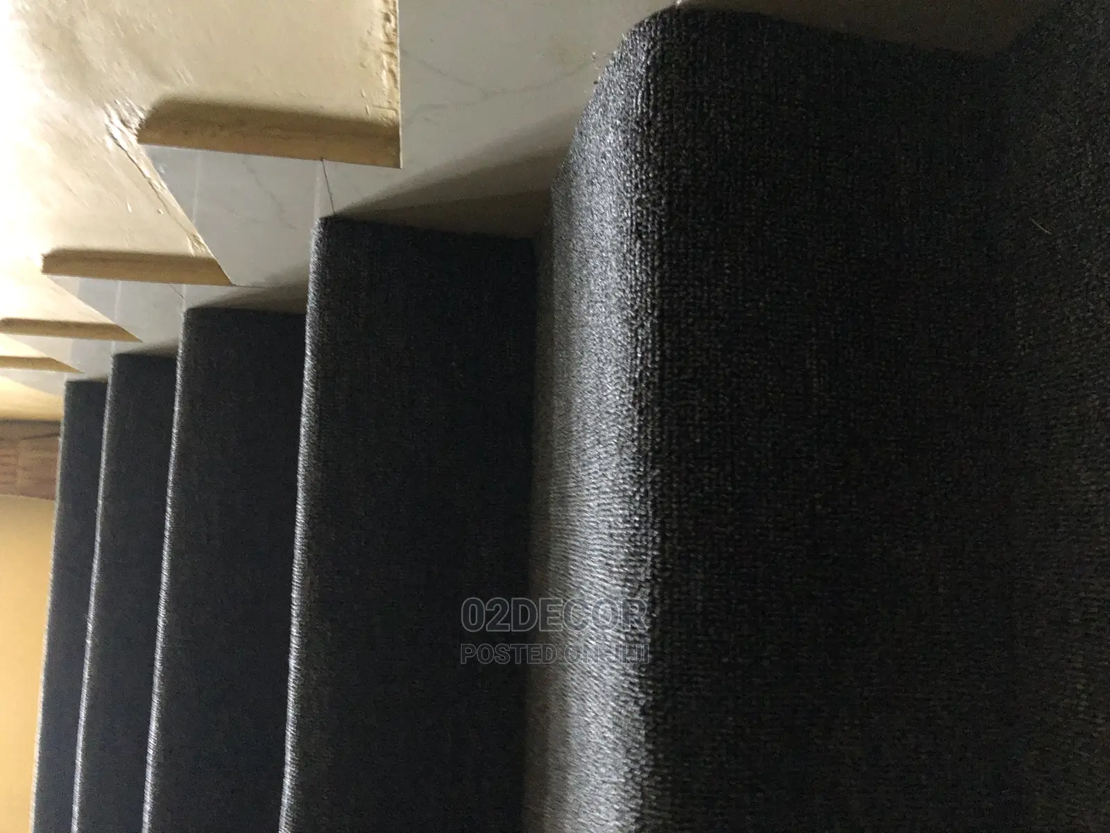 Plain Smooth Grey Rugs for Staircase