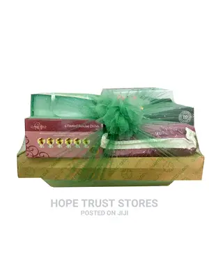 Christmas Gift Hamper - Htshb11