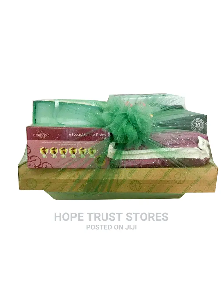Christmas Gift Hamper - Htshb11